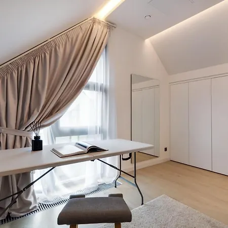 Hilltown Townhouse Vilnius
